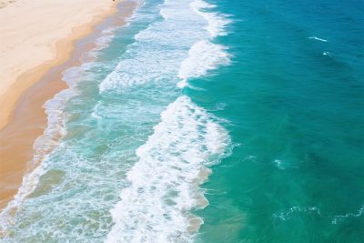 海滩海浪俯瞰图