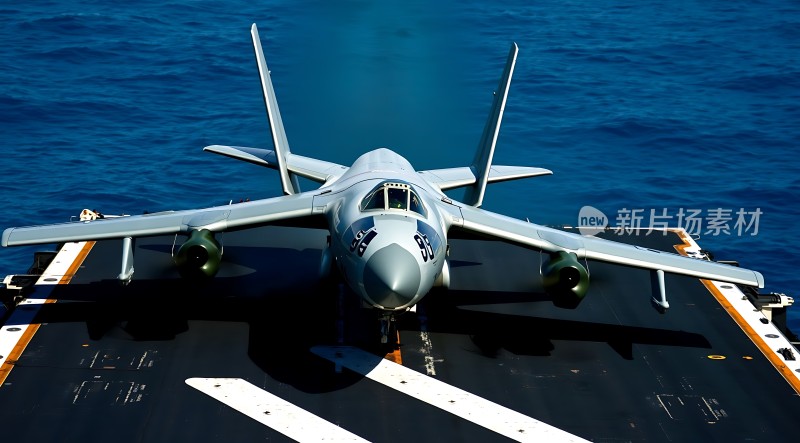 航母甲板上的隐形战机