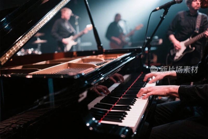 现场音乐会钢琴演奏