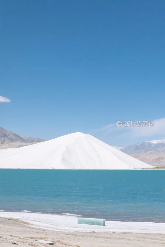 雪山湖泊自然风光