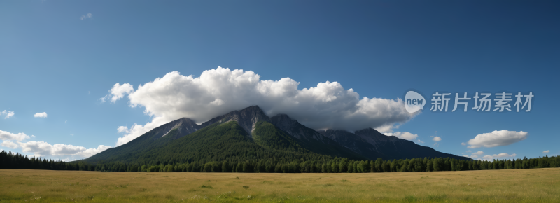 一座大山天上有云高清风景横幅图片