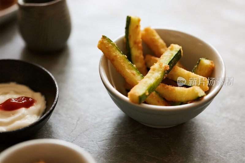 油炸美食食材展示