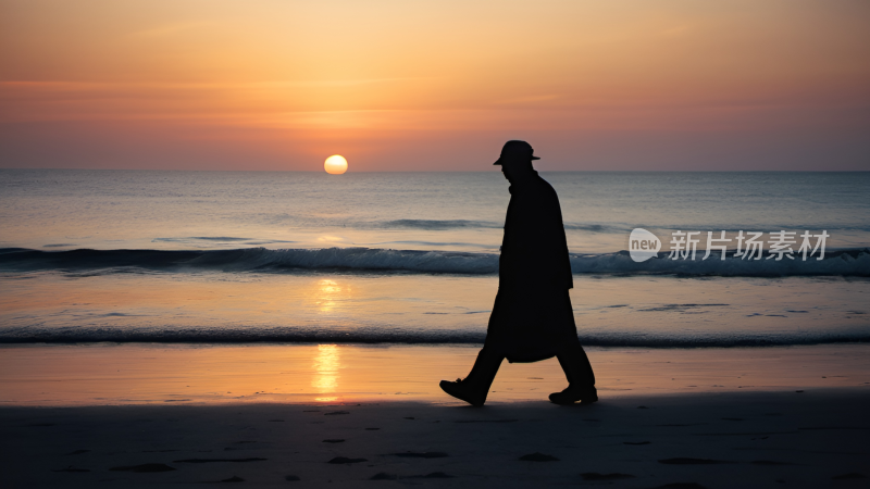 夕阳 海边 沙滩 孤独的行人