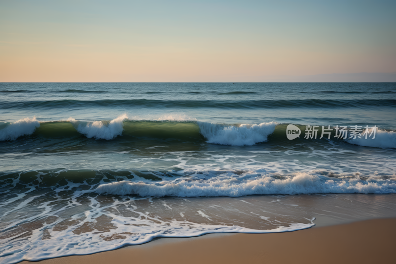 海滩岸边涌来一股海浪高清风景图片