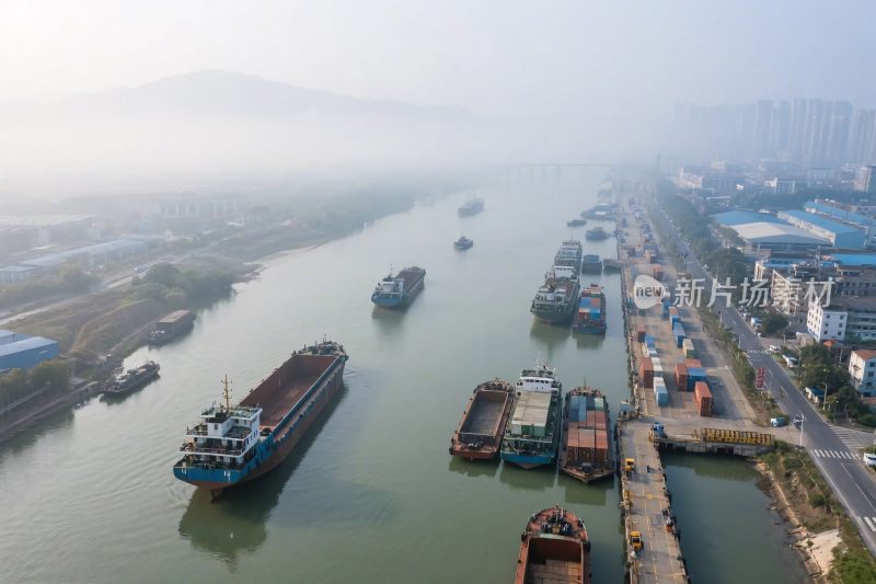 港口航道航拍图