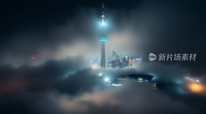 上海夜景东方明珠塔与城市灯光在云雾中闪耀