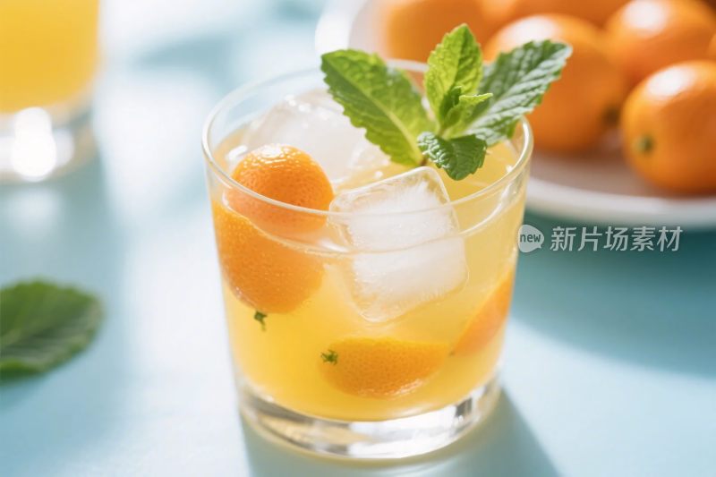 水果冰饮摄影图