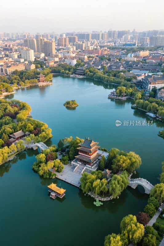 城市湖泊古建风景俯瞰