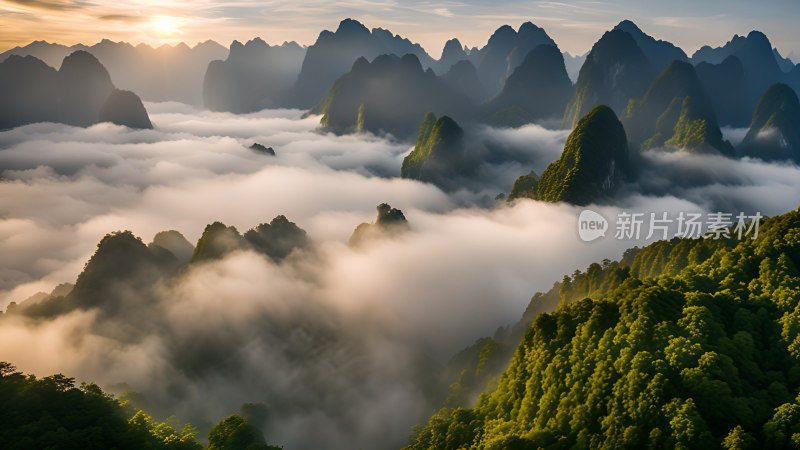 桂林山水照片山峰云海群山云雾缭绕自然风景