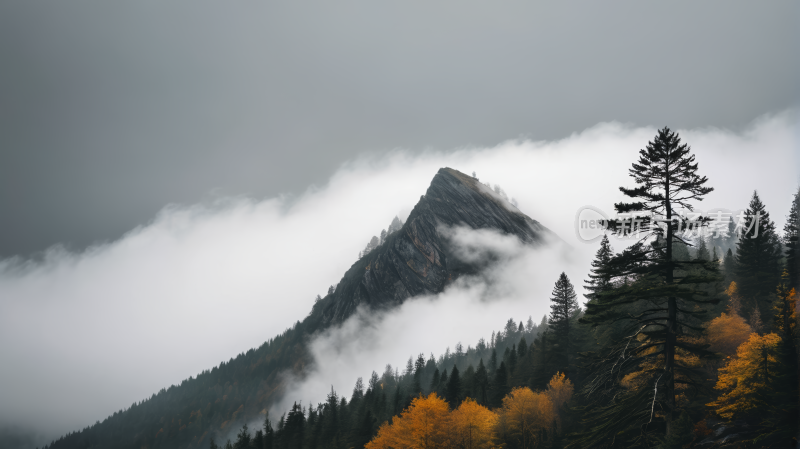 一座山一座非常高山峰