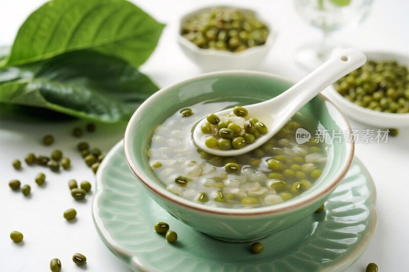 绿豆汤与食材展示