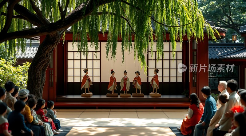 传统服饰表演观众欣赏