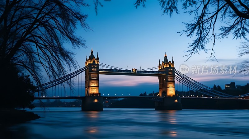 伦敦塔桥夜色