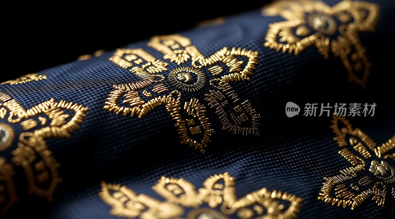 金色刺绣花纹布料特写