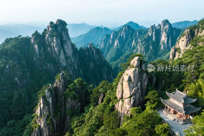 山水古建风光图