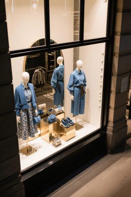 服装店橱窗陈列 服装店橱窗陈列