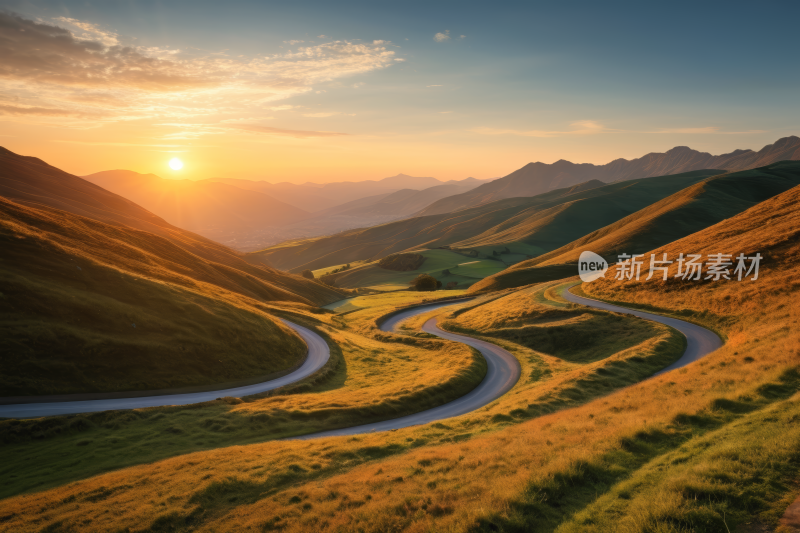 日落时分山上蜿蜒的道路被夷为平地风景图片