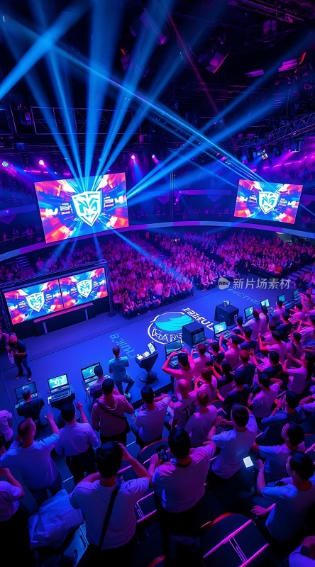电竞比赛现场观众热情高涨舞台灯光璀璨