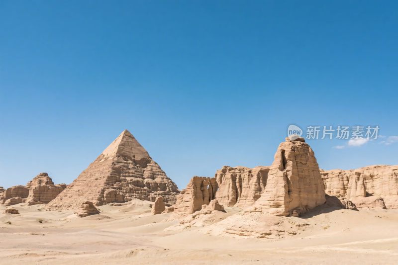 沙漠古金字塔遗迹