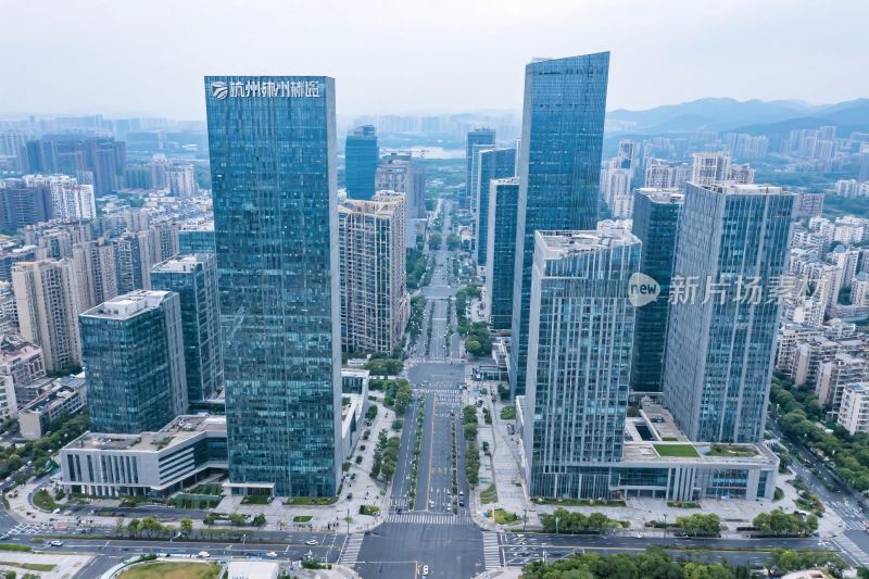 城市商务区高层建筑鸟瞰图