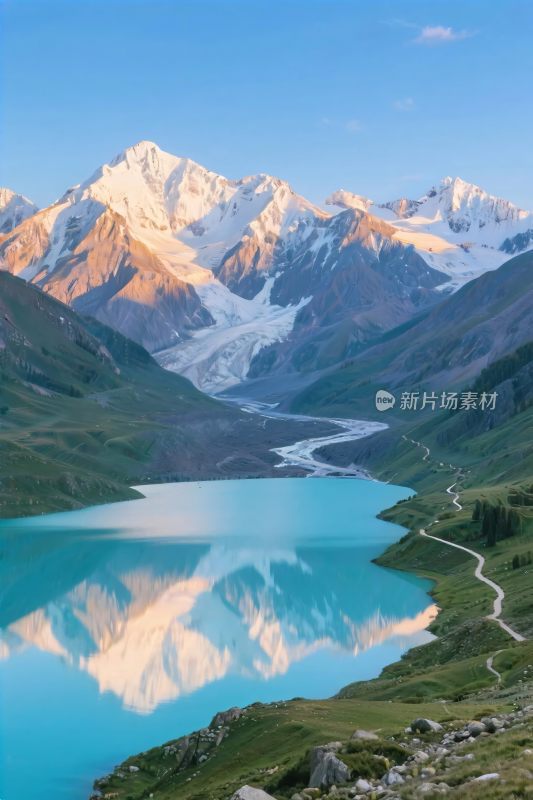 雪山湖泊自然风光