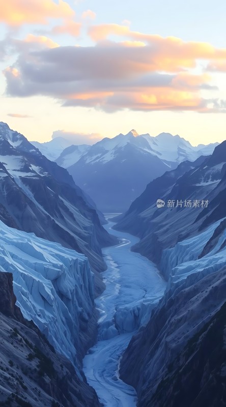 冰川峡谷日落美景