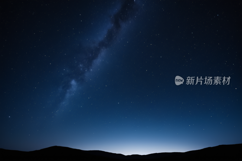 星空有几颗星星和几朵云高清背景纹理图片