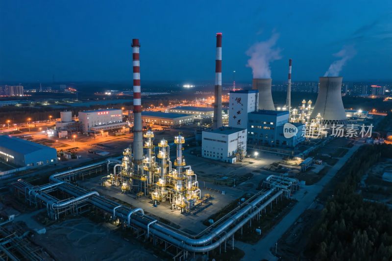 工业厂区夜景图