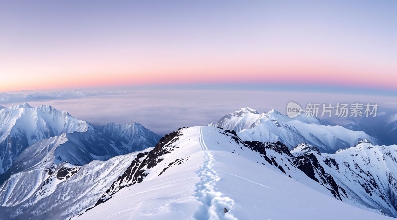 雪域晨曦徒步巅峰