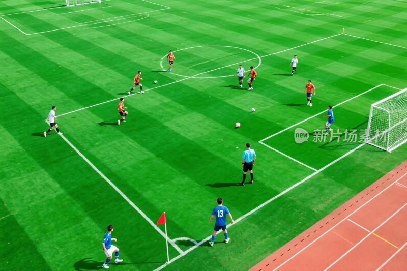 足球比赛场景插画