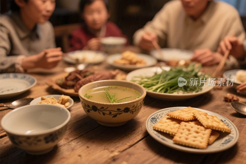 家庭餐桌聚餐