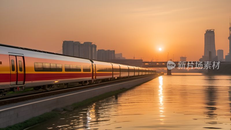 中国高速铁路高铁列车夕阳日落余晖