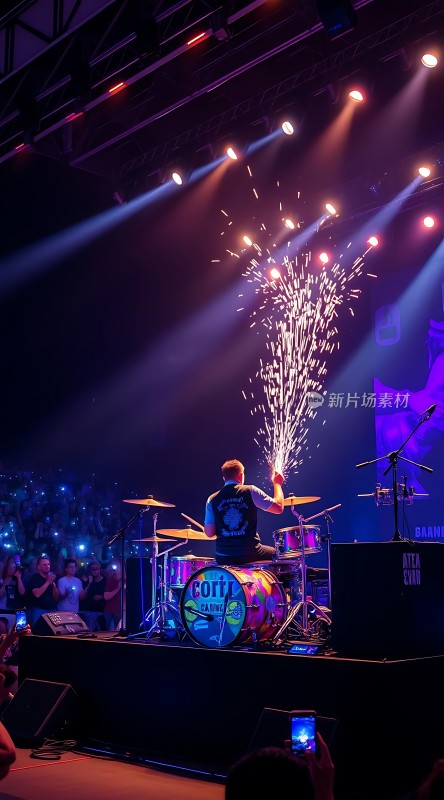 舞台上的炫目表演观众热情高涨