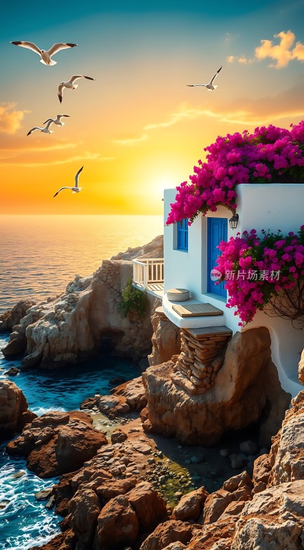 海边的白色小屋与绚烂的日落和飞翔的海鸥
