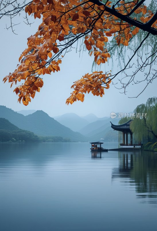 杭州湘湖烟雨景