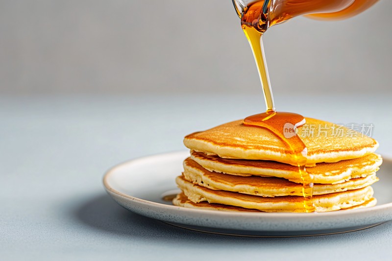 淋糖浆的美味煎饼