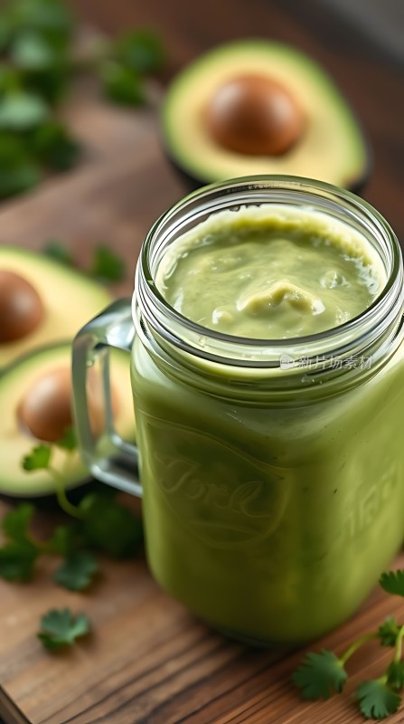 牛油果奶昔