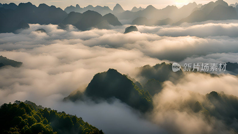 桂林山水照片山峰云海群山云雾缭绕自然风景