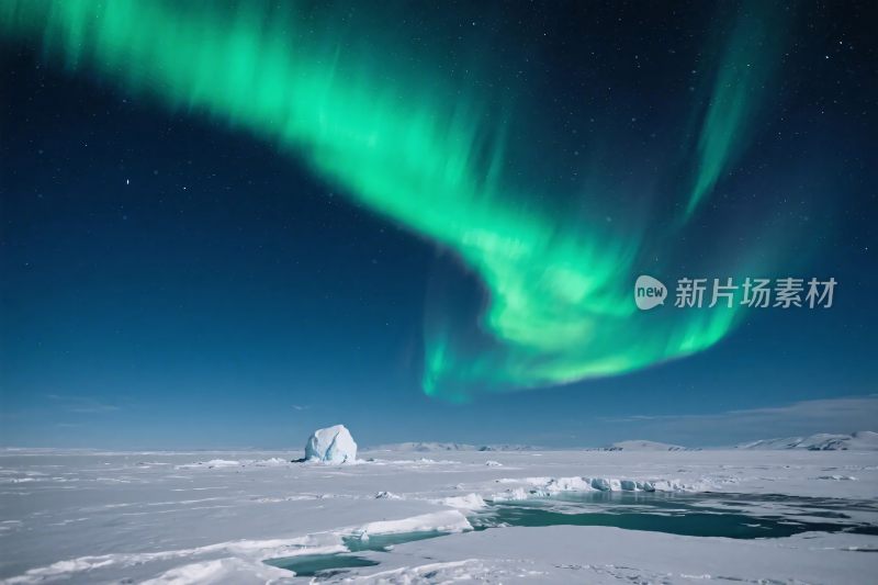 极光与极地雪原