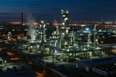 工业设施夜景图 工业设施夜景图