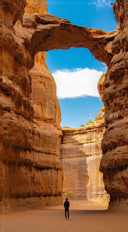 自然奇观下的探索之旅