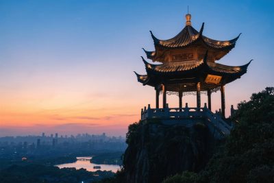 山顶古亭夕阳美景