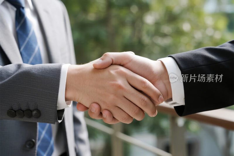 商务握手场景
