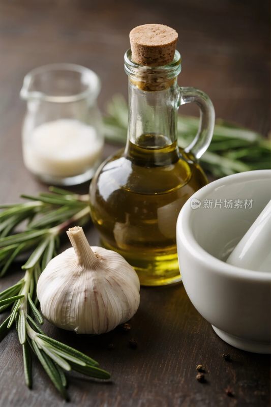 厨房食材与烹饪器具