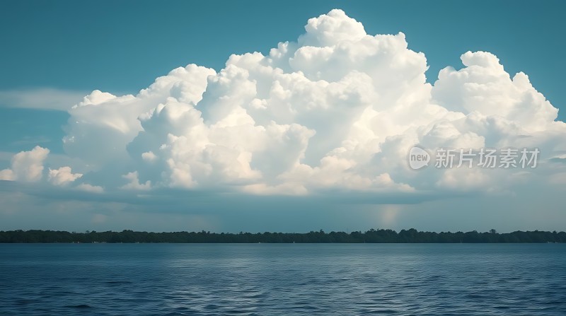 蓝天白云下的宁静湖泊