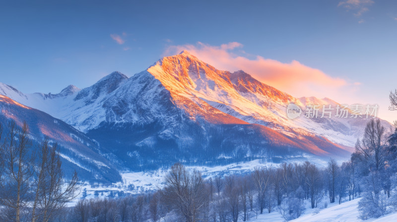 日照金山宏伟雪山自然风光壁纸背景图