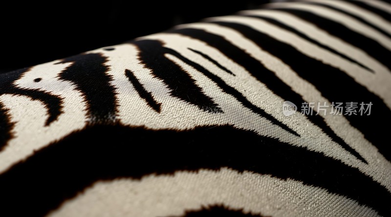 黑白条纹布料细节展示