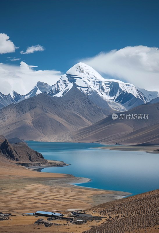 珠峰大本营雪景