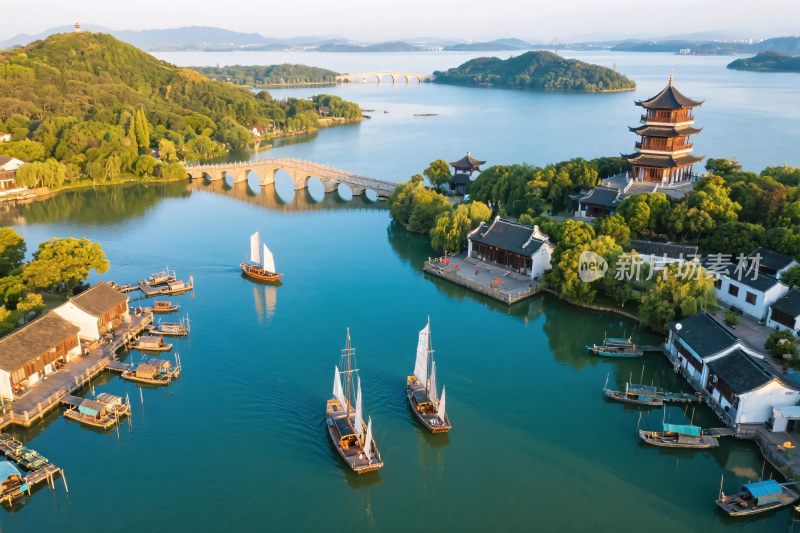 古风山水风景图