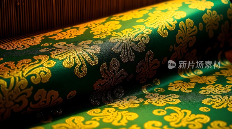 绿色金色花纹布料